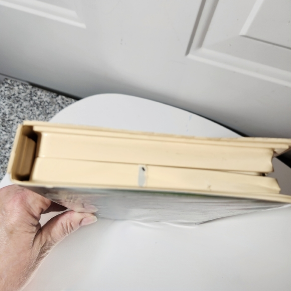 Disney Black Diamond Classics The Fox and the Hound VHS Tape - Picture 7 of 9